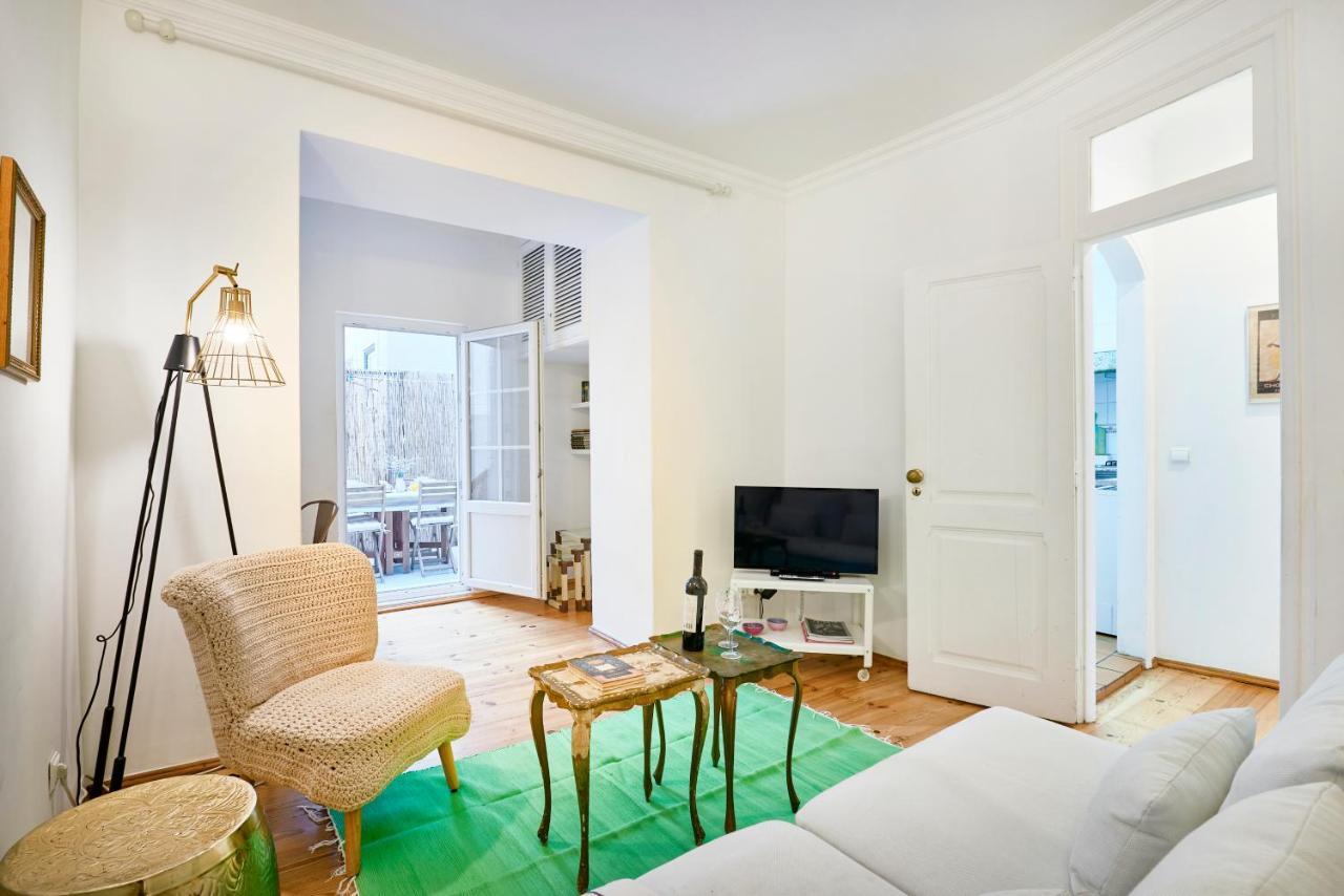 Spacious Bairro Alto Apartment With Courtyard, By Timecooler Lizbona Zewnętrze zdjęcie