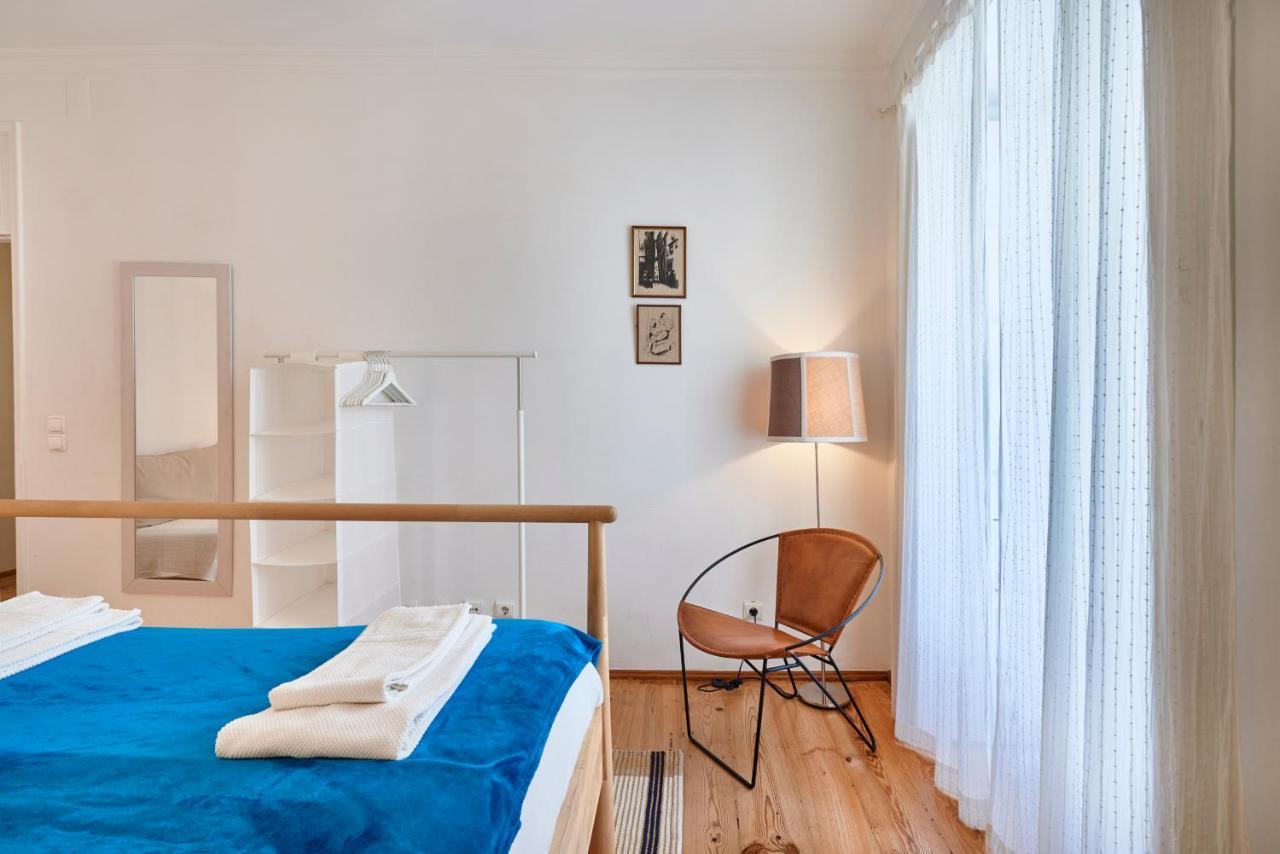 Spacious Bairro Alto Apartment With Courtyard, By Timecooler Lizbona Zewnętrze zdjęcie