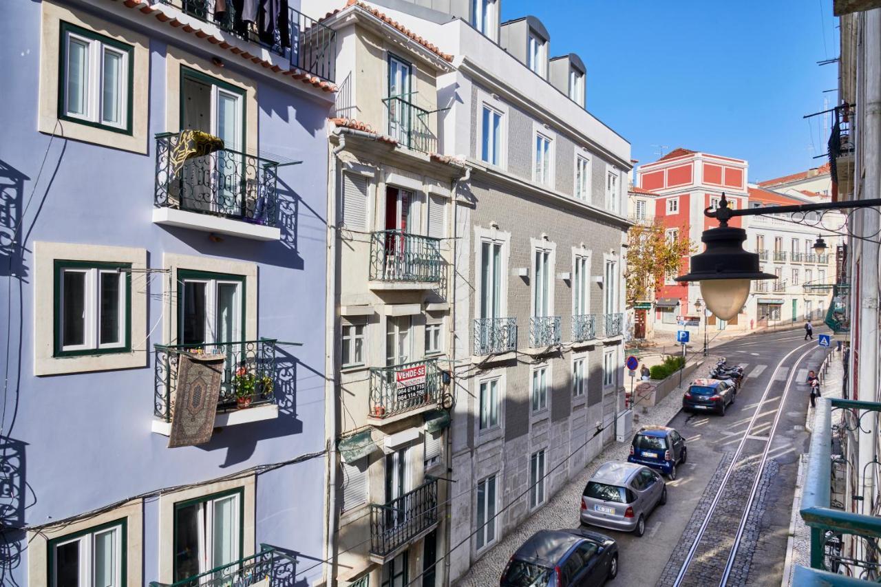 Spacious Bairro Alto Apartment With Courtyard, By Timecooler Lizbona Zewnętrze zdjęcie